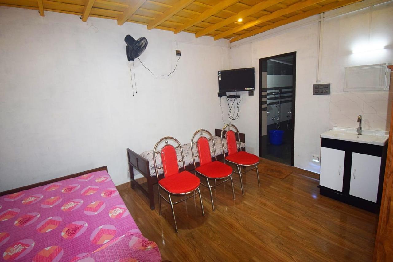 קולאם Munroe Inn Homestay מראה חיצוני תמונה